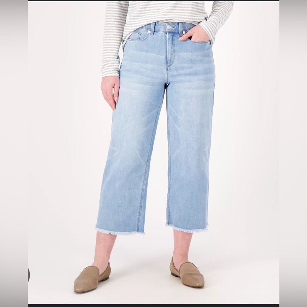 Susan Graver Wide Leg Crop Jean with Frayed Hem Size 10 & 12p